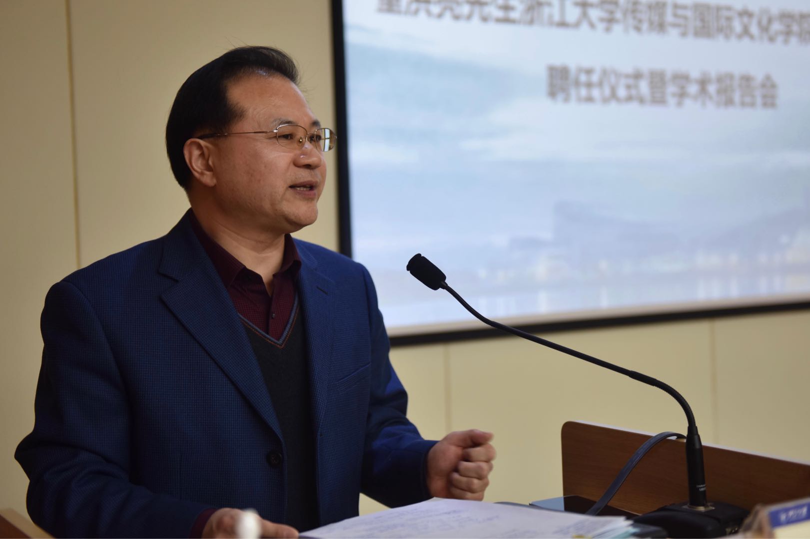 1515986915345079834.jpg 1515986915345079834.jpg