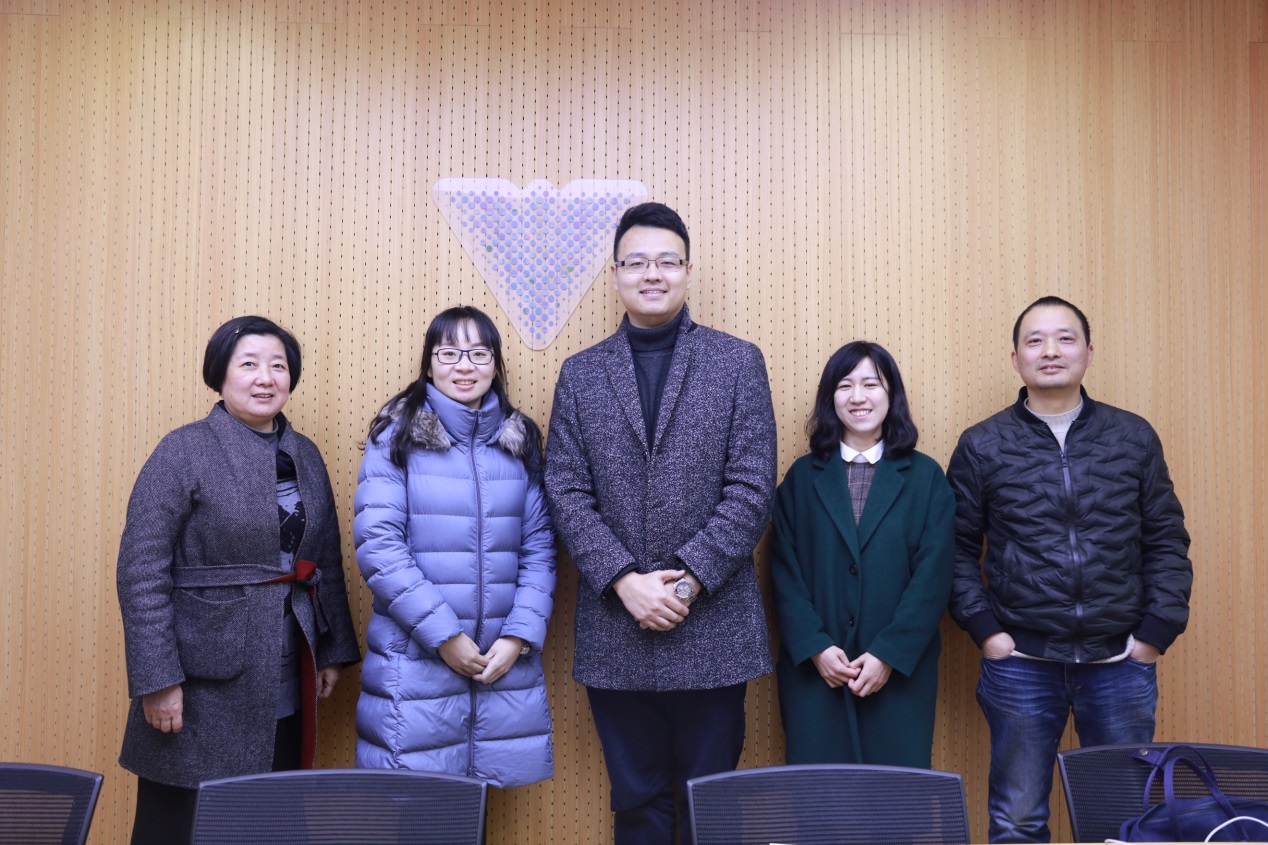 1553414748042045137.jpg 1553414748042045137.jpg