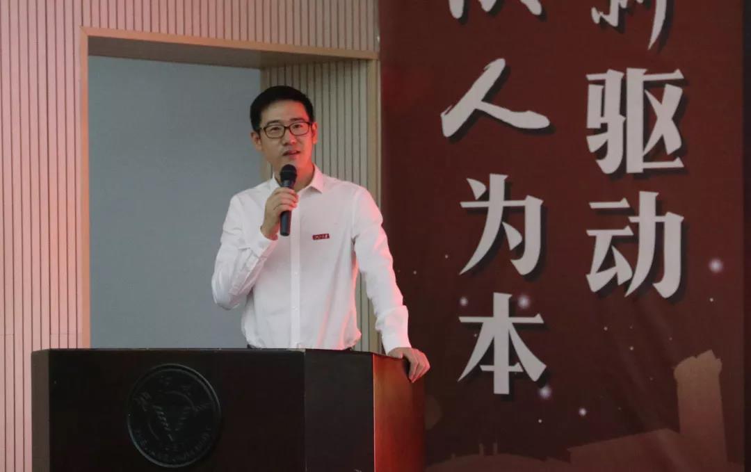 1537173315695005464.jpg 1537173315695005464.jpg